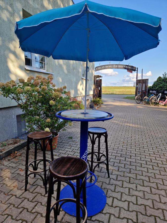 Gasthaus Kelly Magdeburg Exteriör bild